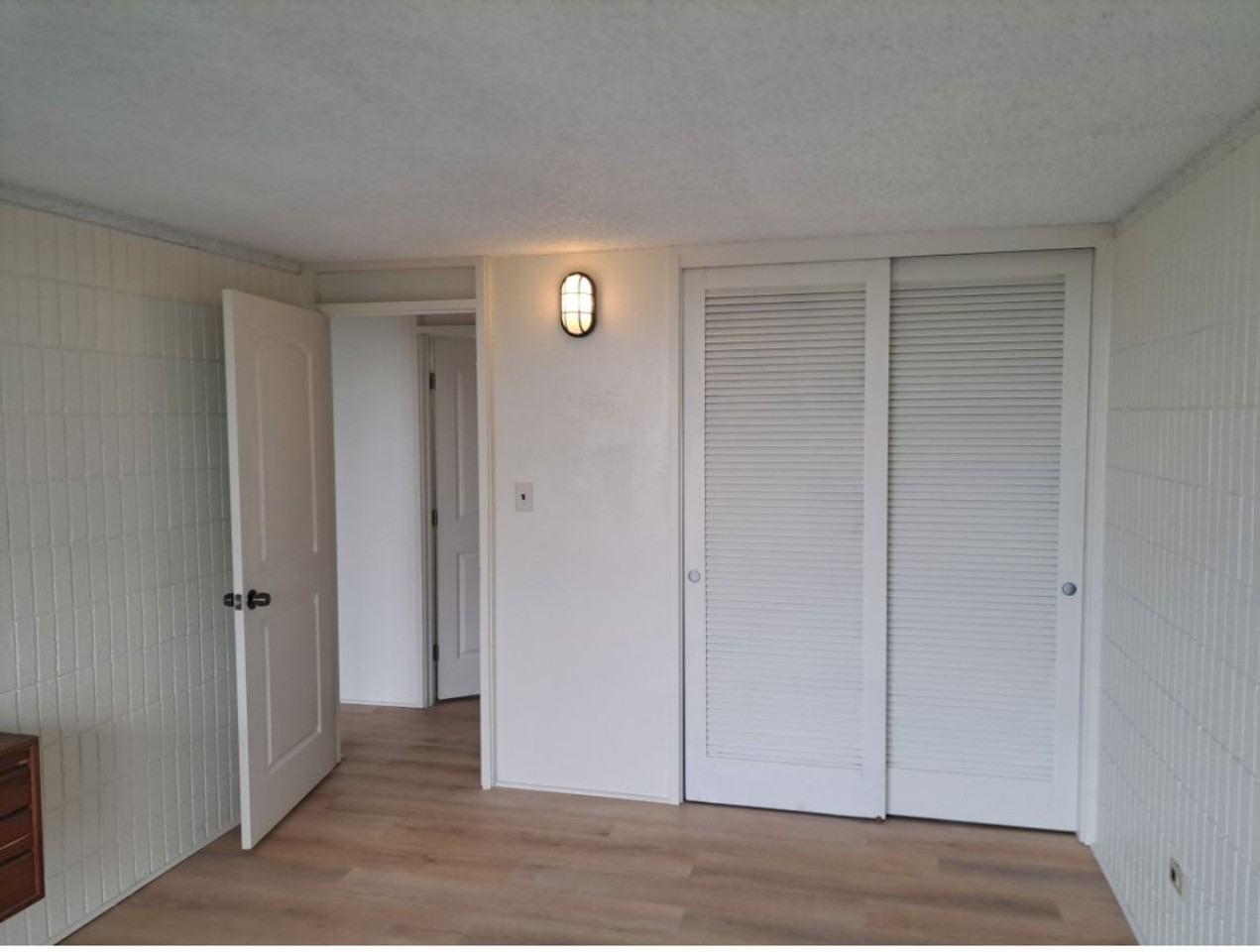 85-003 Pokai Bay St #402 - Photo 5 of 7