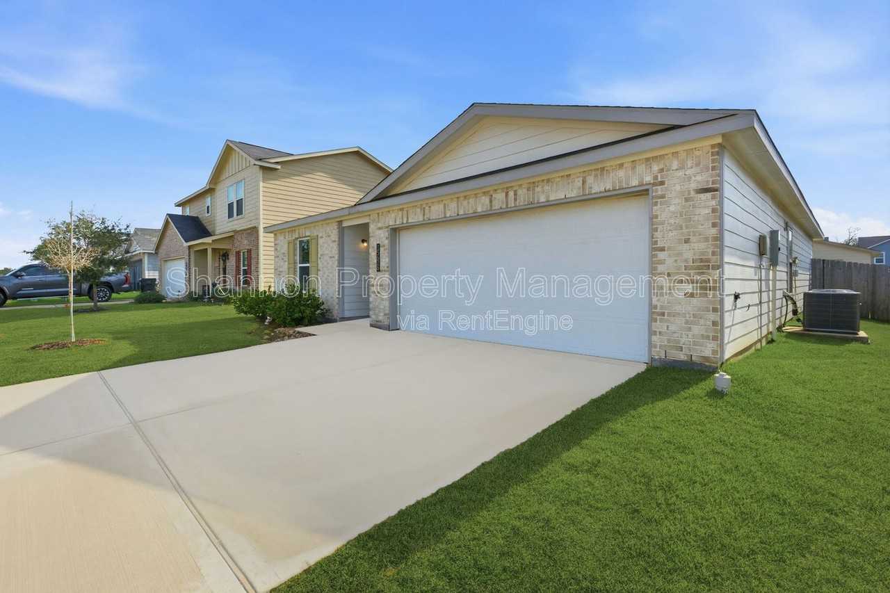 15626 Del Norte Dr - Photo 2 of 26