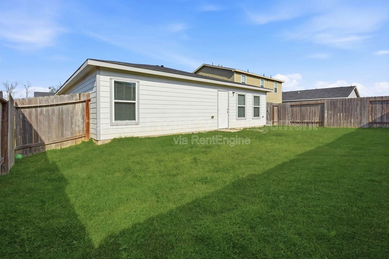 15626 Del Norte Dr - Photo 4 of 26