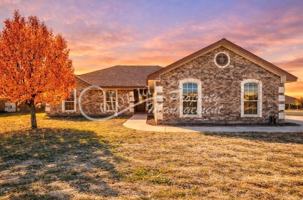 featured image of 3710 Dewitt County Ct