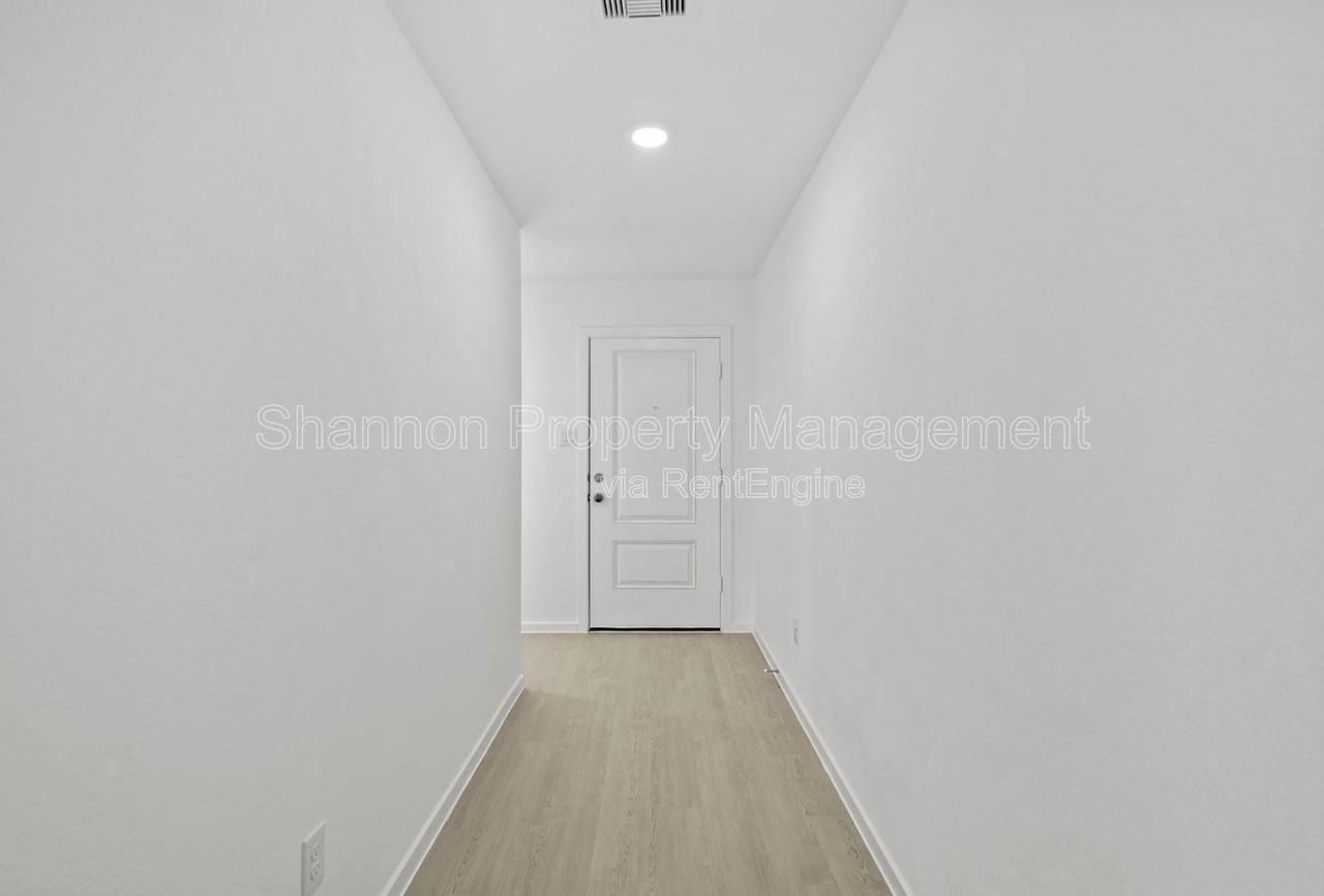 214 Farray Forest Ln - Photo 3 of 26