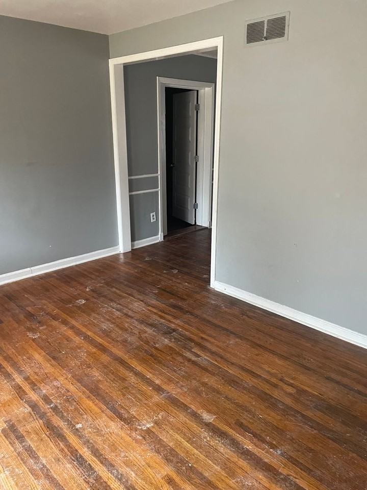 4183 Argonne St - Photo 3 of 9