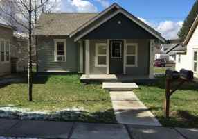 featured image of 325 N Jefferson St