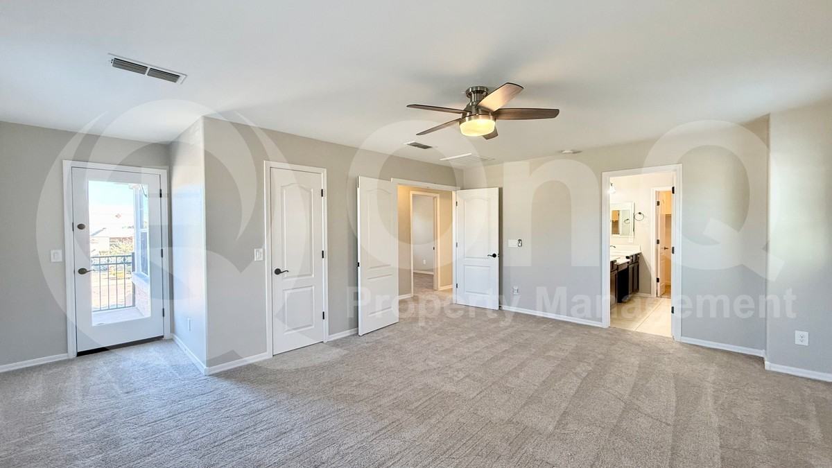 3543 E Wayland Dr - Photo 4 of 24