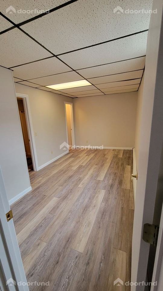 290 Central St #4 - Photo 7 of 9