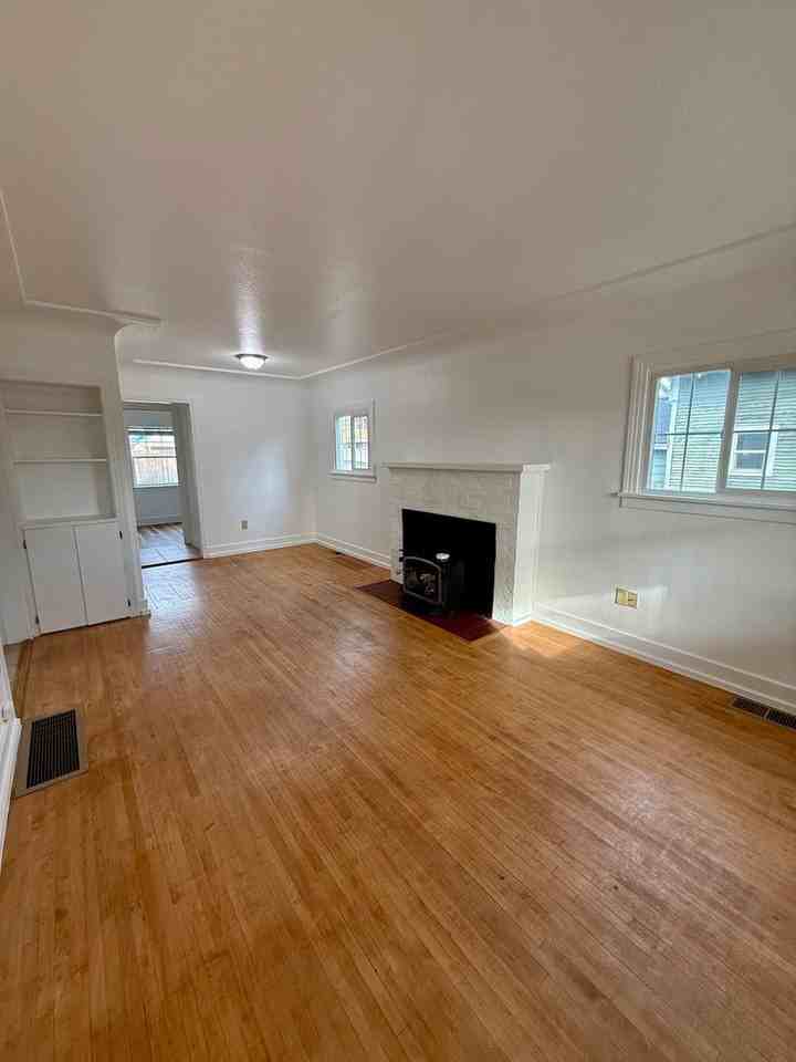 2312 W Liberty Ave - Photo 3 of 23