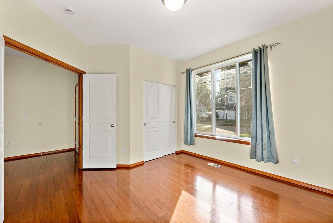 5527 55th Loop Se - Photo 5 of 46