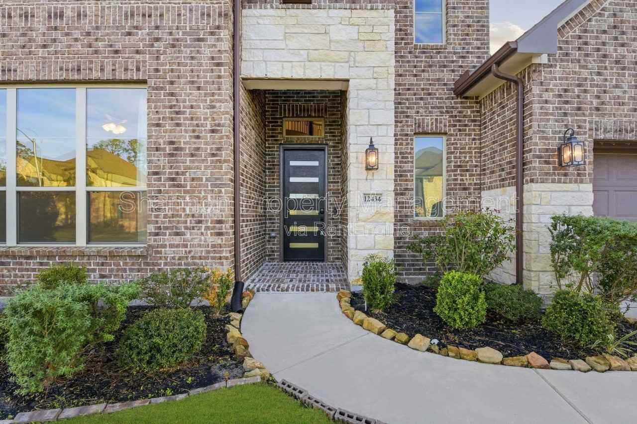 12434 Tullich Run Dr - Photo 4 of 47