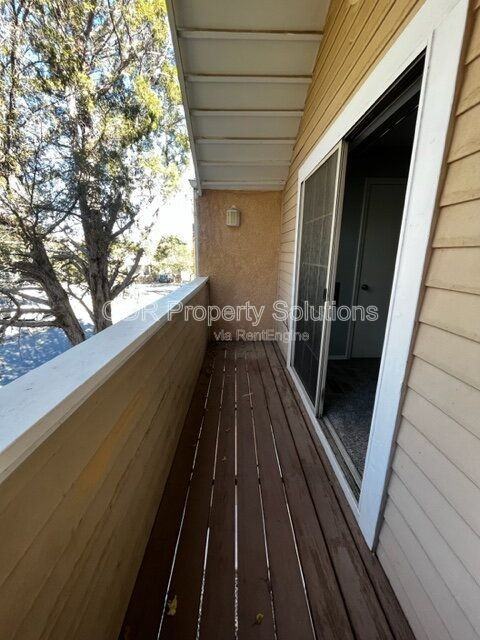 706 Fruit Ave Nw #A - Photo 7 of 12