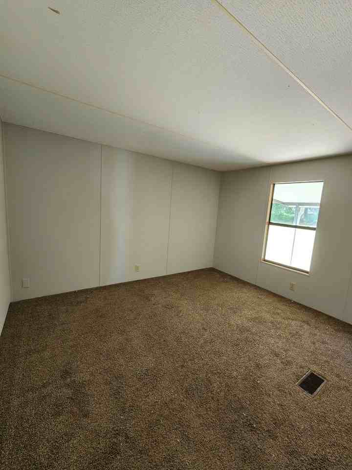 6728 E Fort King St - Photo 6 of 17