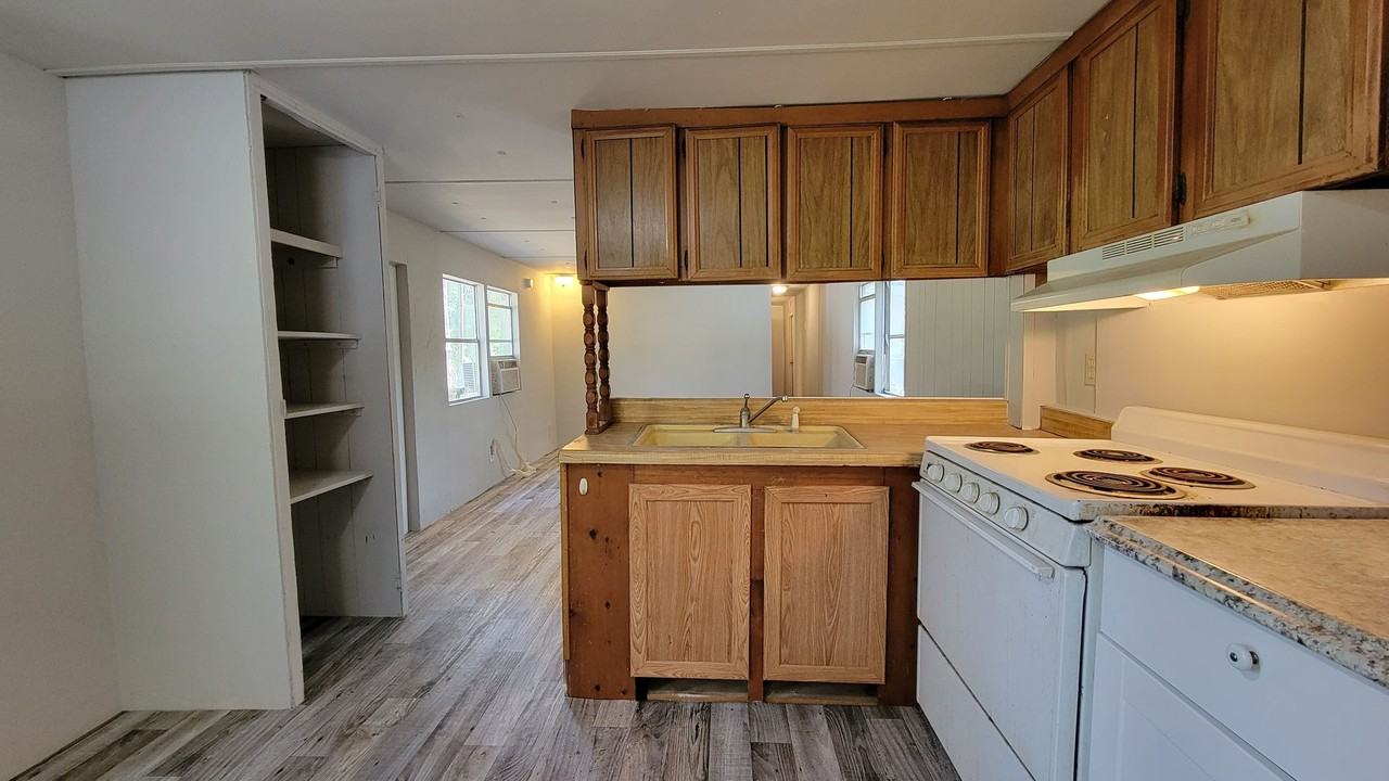 1920 Nw 119th Ct - Photo 3 of 18