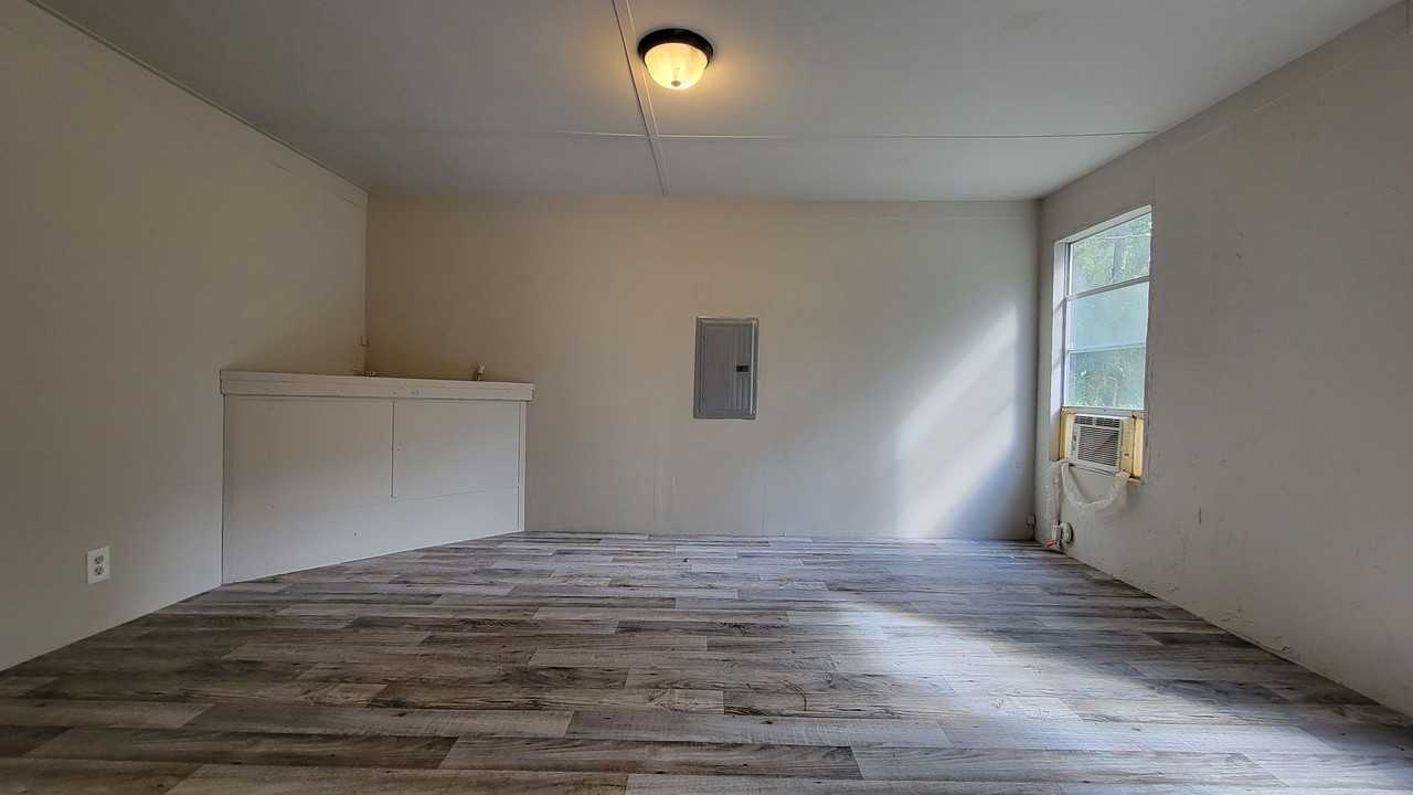 1920 Nw 119th Ct - Photo 6 of 18