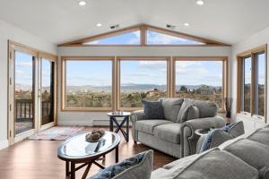 featured image of 3400 Southampton Dr