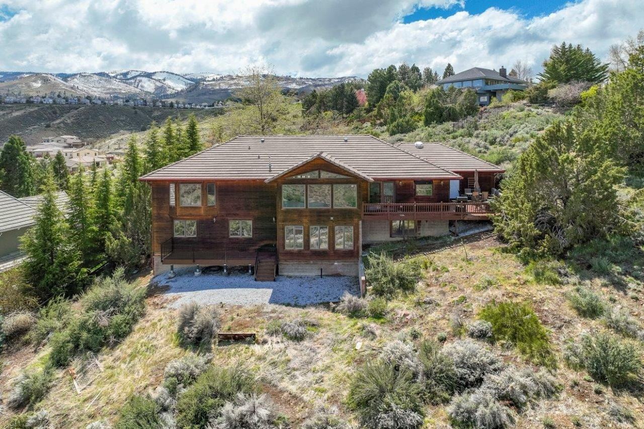 3400 Southampton Dr - Photo 4 of 50