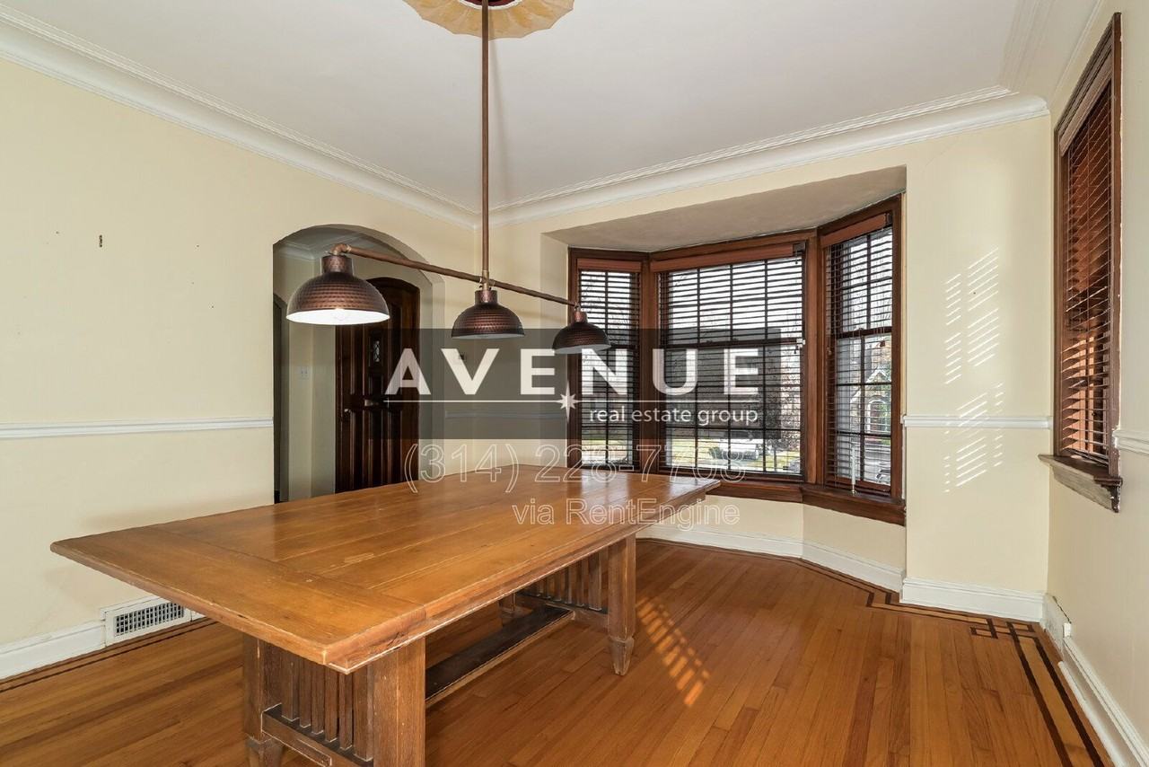 7248 Stanford Ave - Photo 4 of 20