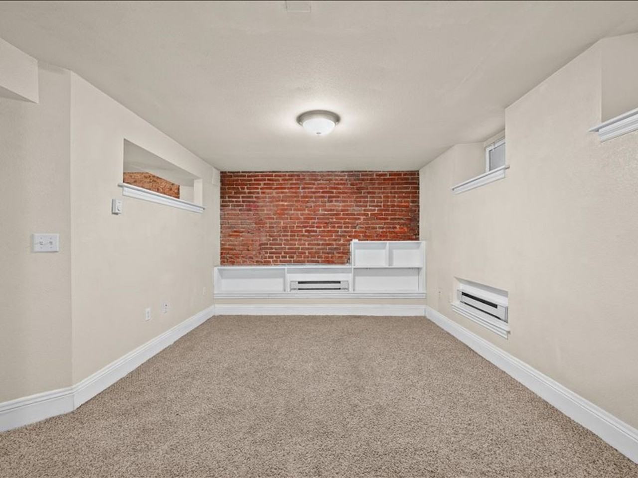 2068 2068 Clarkson - Studio #BS - Photo 4 of 10