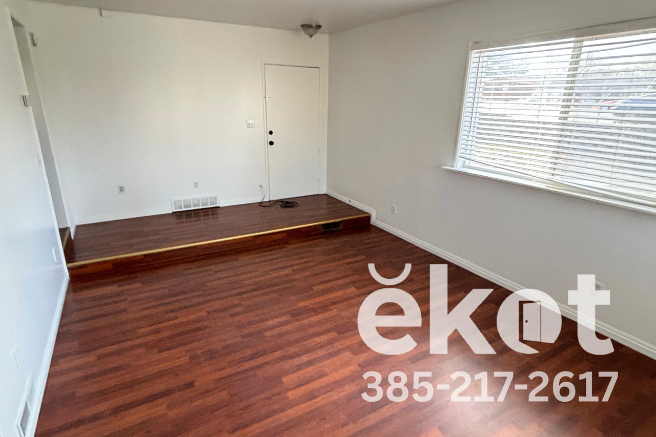 14551 S Redwood Rd - Photo 2 of 28