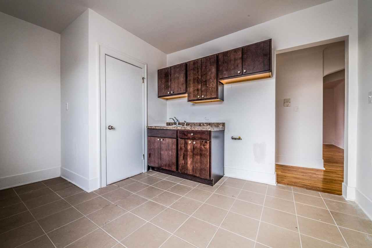 5328 W Harrison - Photo 3 of 15