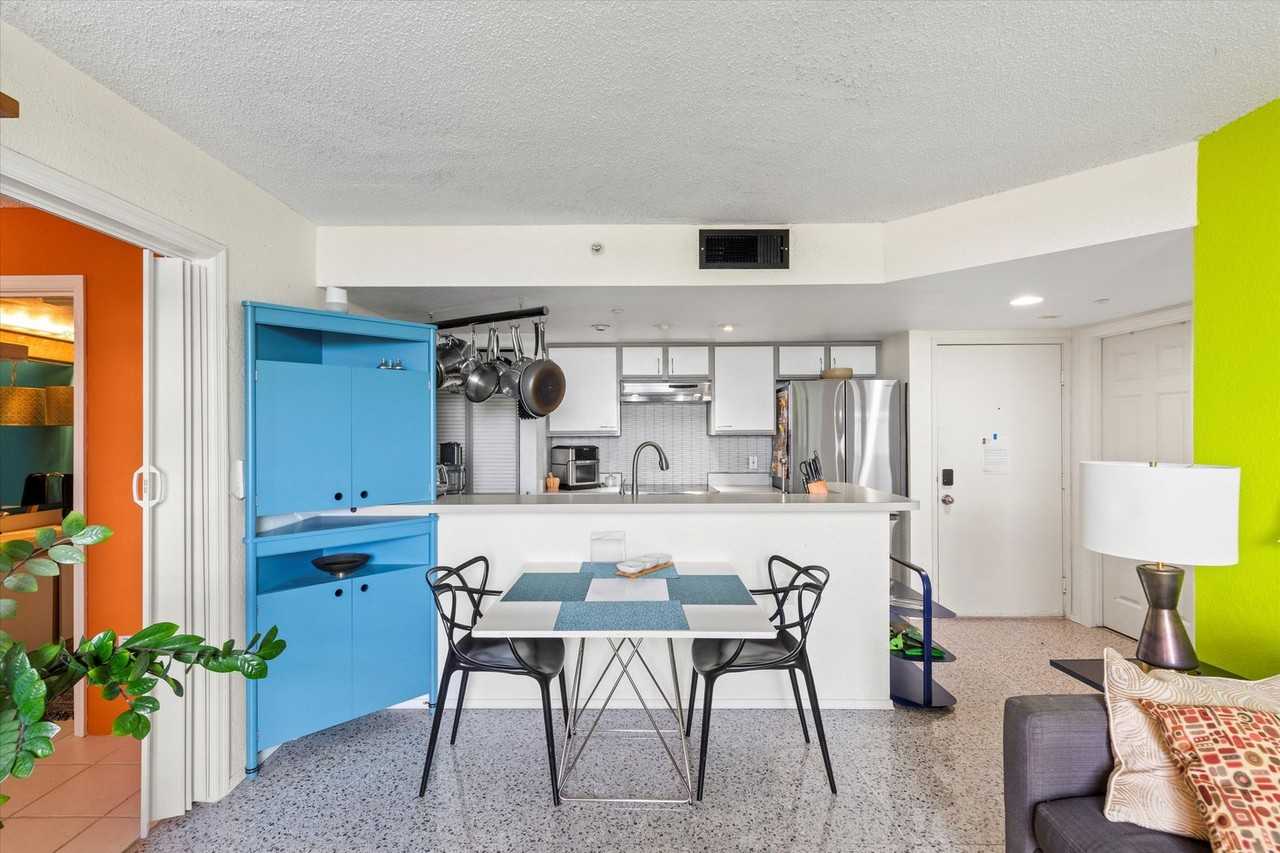 3635 Seaside Dr - Photo 7 of 22