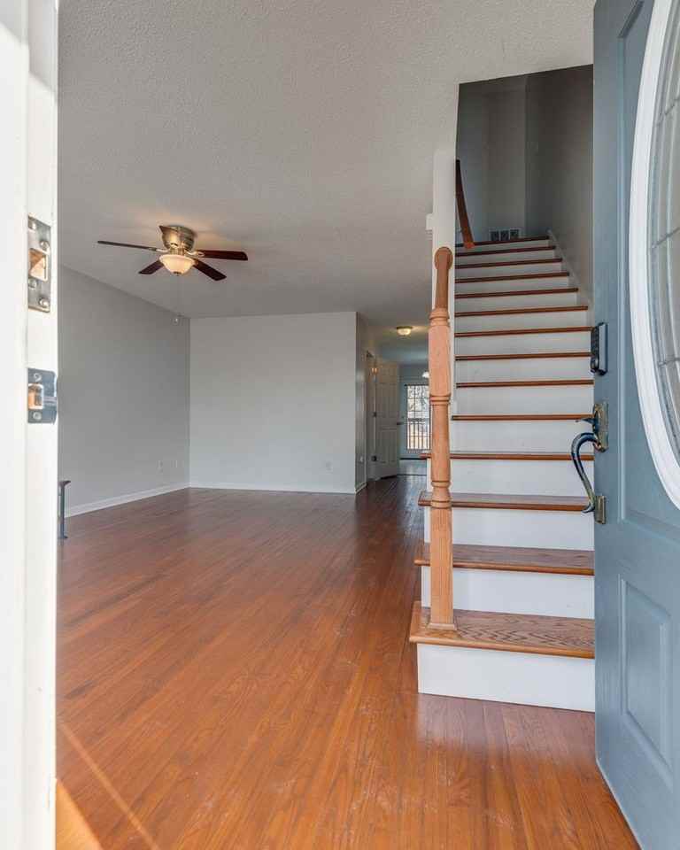 119 Amanda Ln - Photo 4 of 30