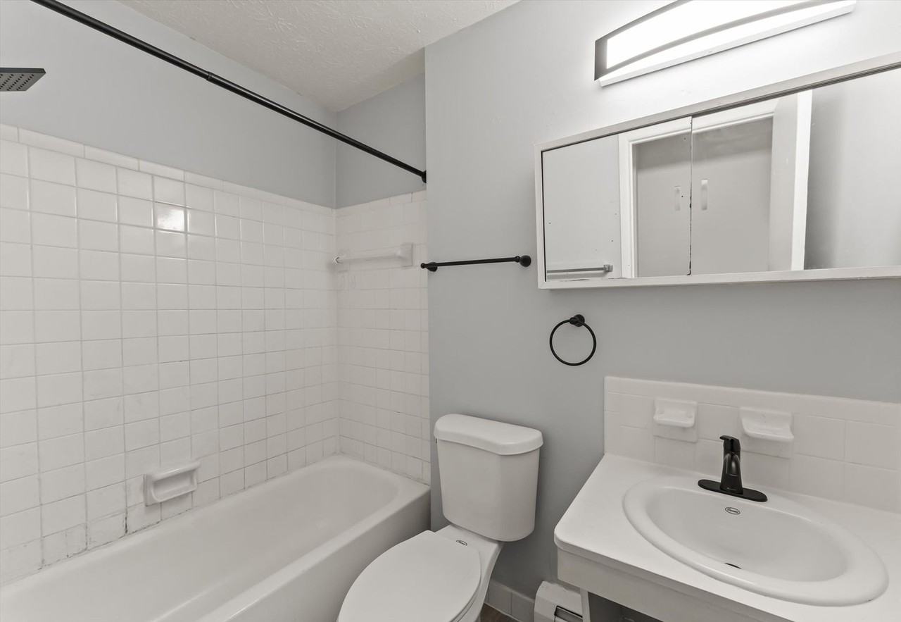 The Reserve at Warren - Photo 7 of 11