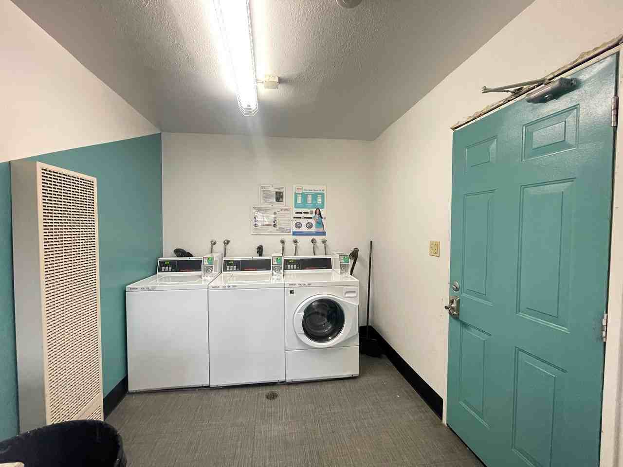 Sharis Apartments - Photo 3 of 5