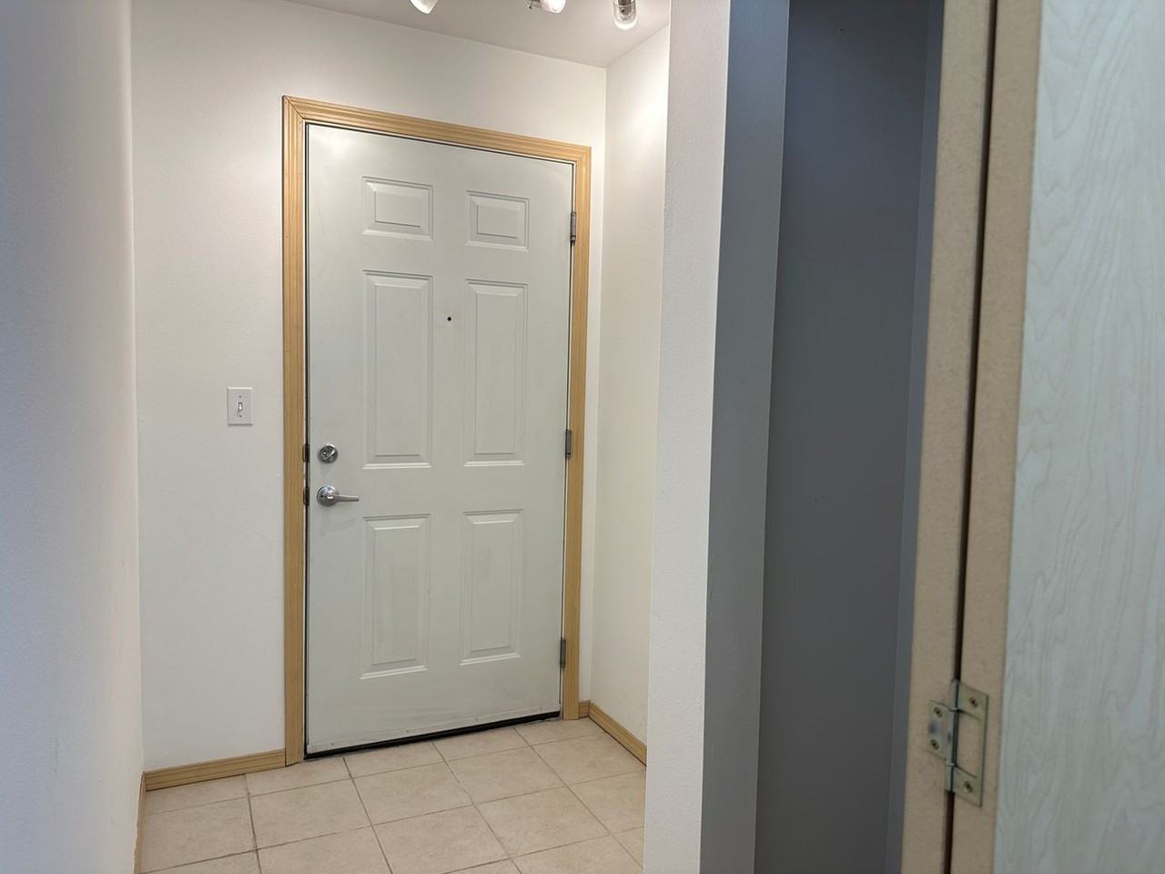 9057 Greenwood Ave N #304 - Photo 3 of 22