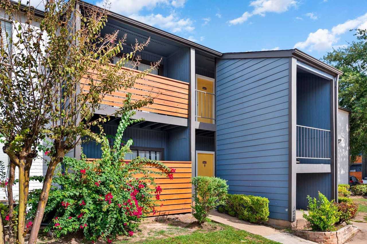 Corridor at Westchase - Photo 3 of 32