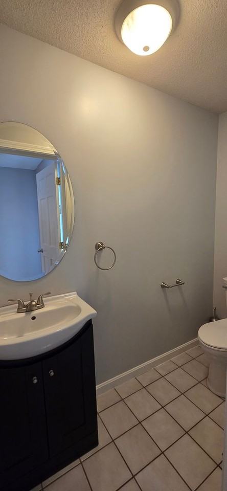 241 Main St - Photo 6 of 19