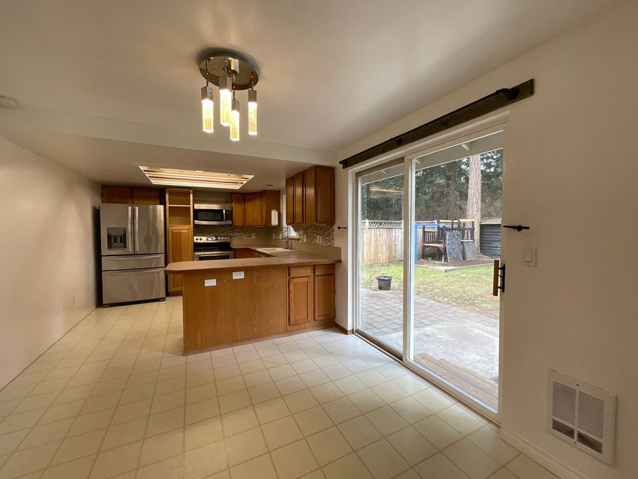 17518 153rd Way Se - Photo 7 of 36