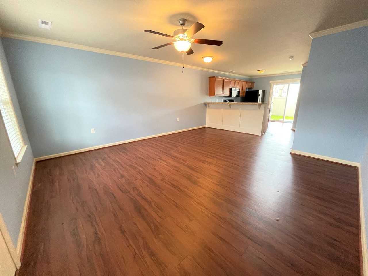 404 Sullivan Loop Rd - Photo 6 of 24