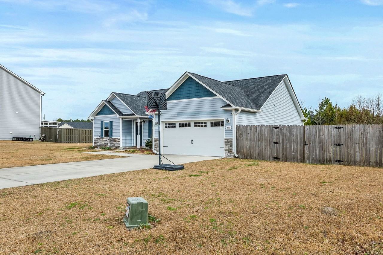 215 Timber Jack Ct - Photo 3 of 30