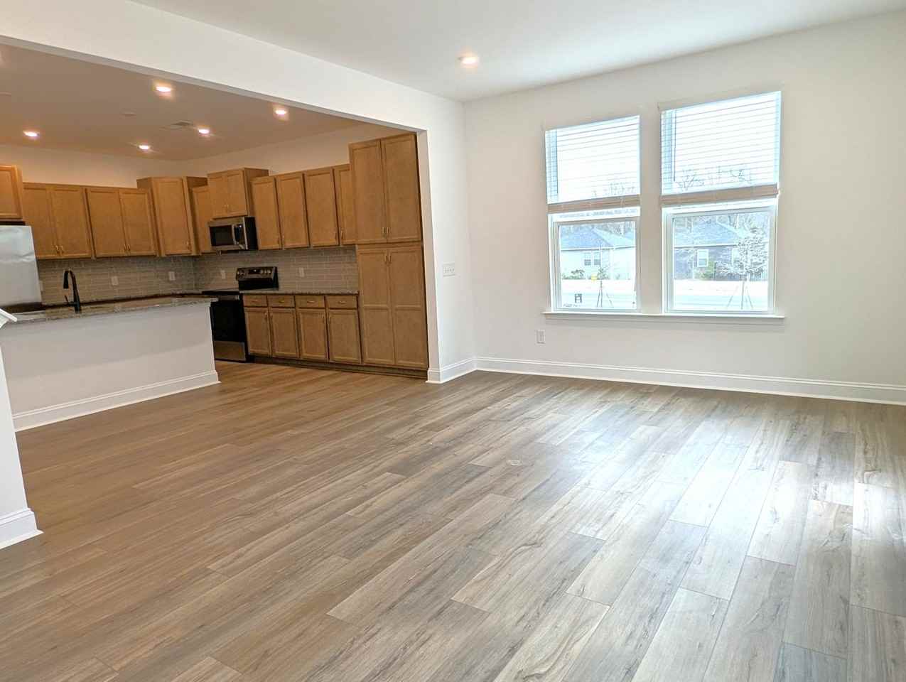 7720 Ethora Way - Photo 6 of 25