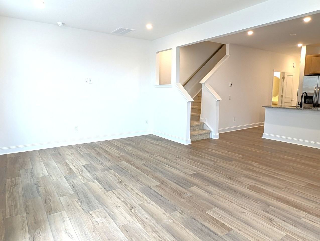 7720 Ethora Way - Photo 7 of 25