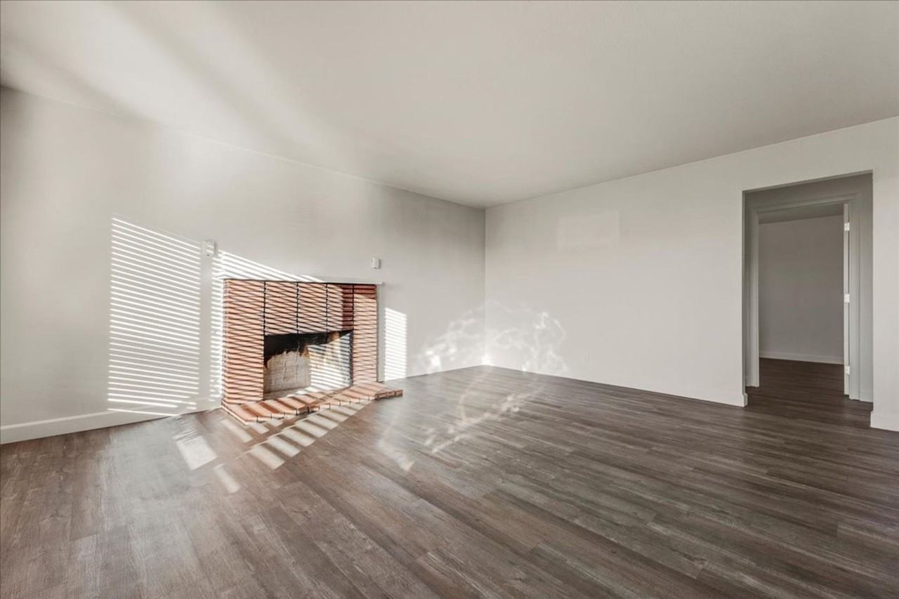 14 Shawnee Ct - Photo 3 of 25