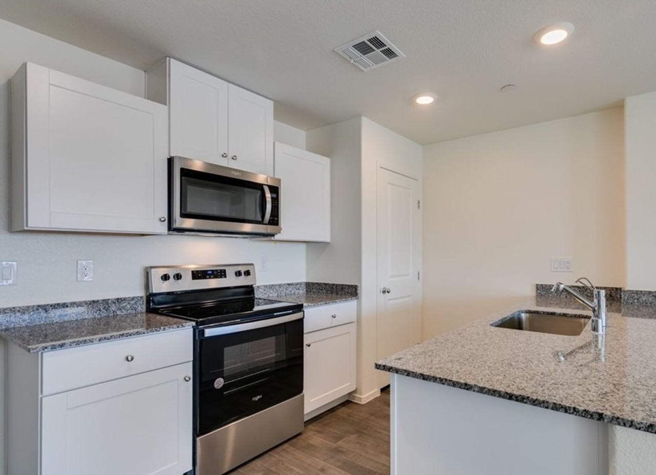 7885 Sailor Sam Ave - Photo 3 of 25