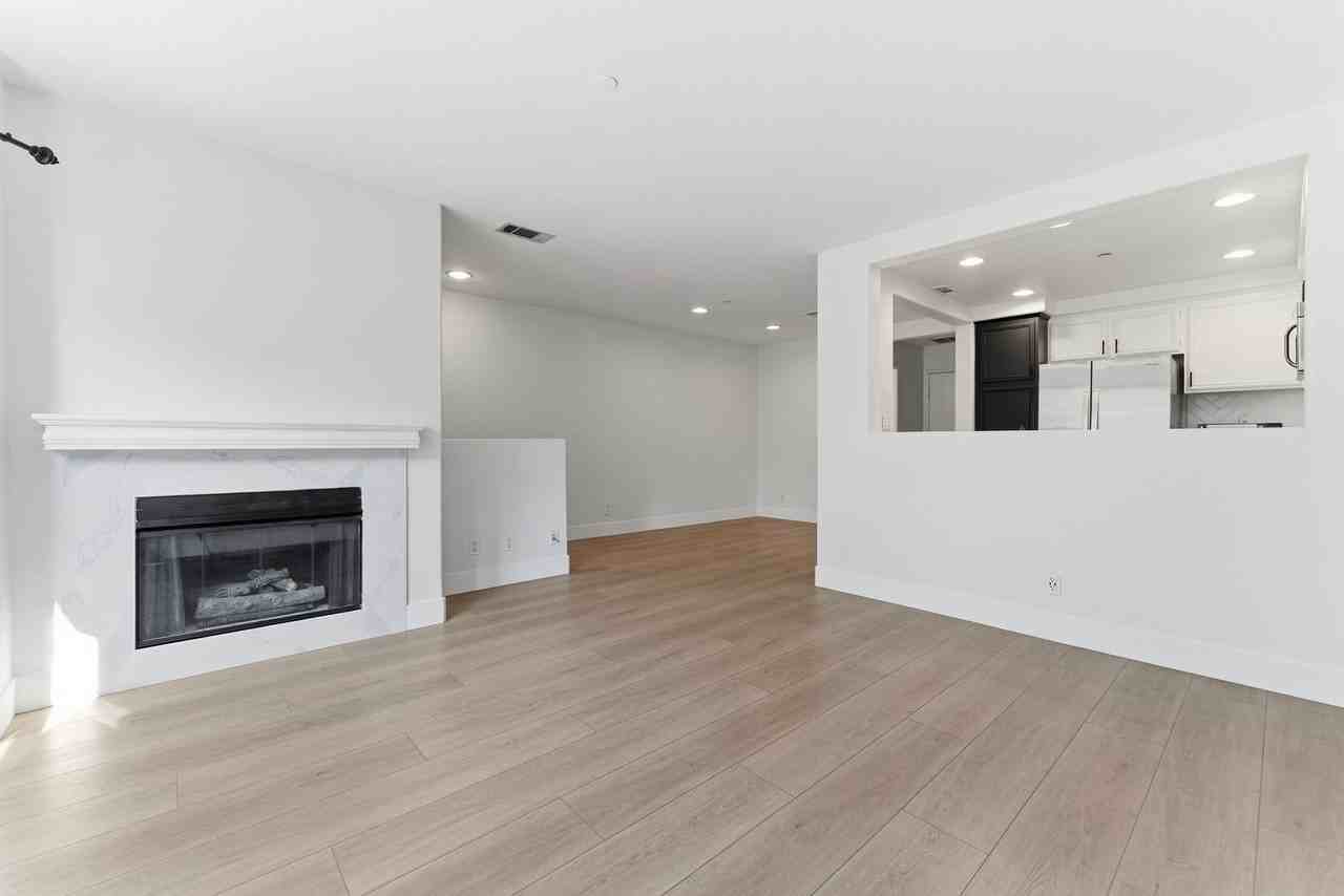 30 Three Vines Ct - Photo 2 of 19