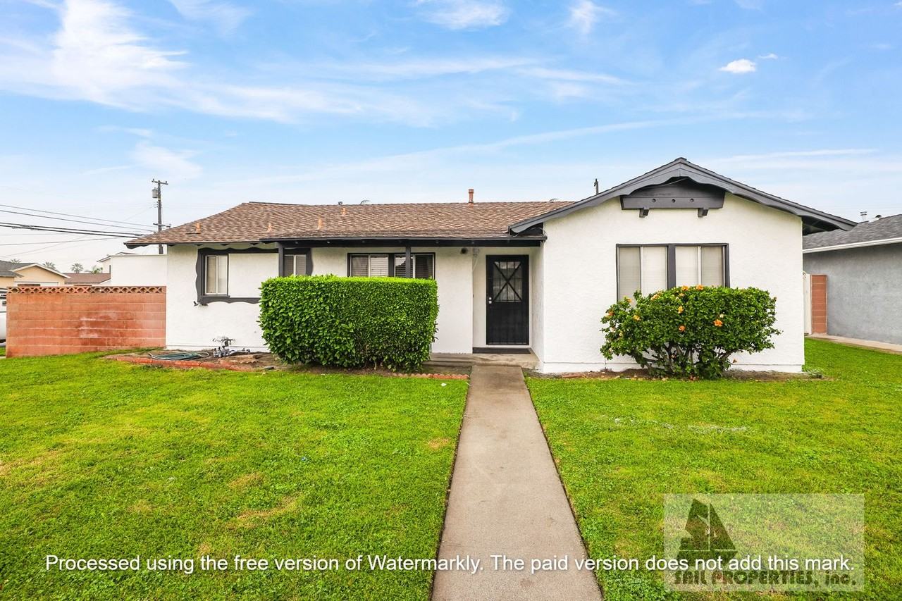 7869 La Mirada Cir