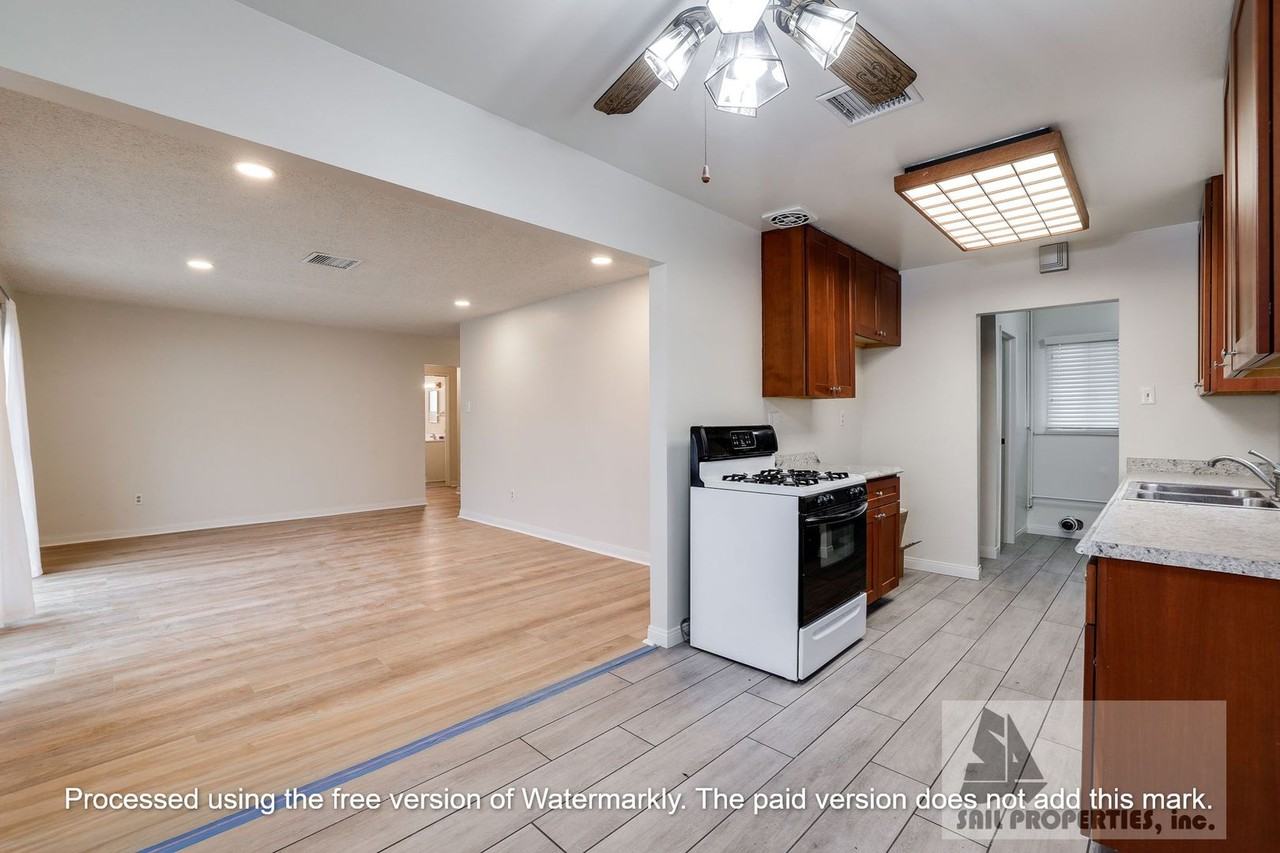 7869 La Mirada Cir - Photo 4 of 15