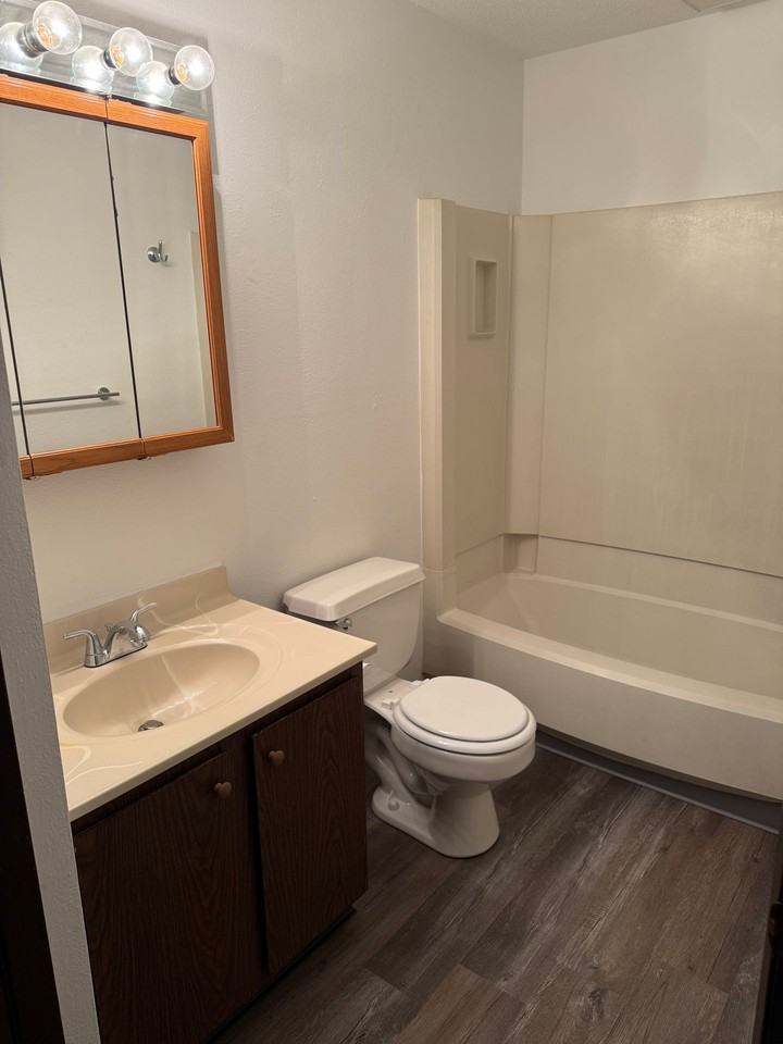 Meadow Park South - Photo 5 of 9