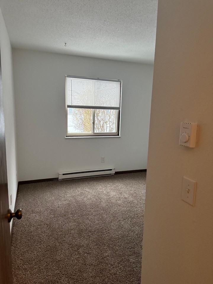 Meadow Park South - Photo 6 of 9