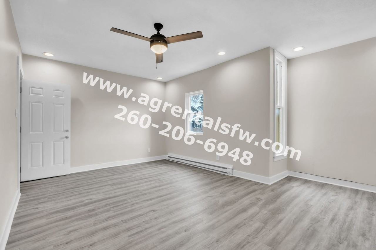 1235 Huestis Ave - Photo 3 of 22