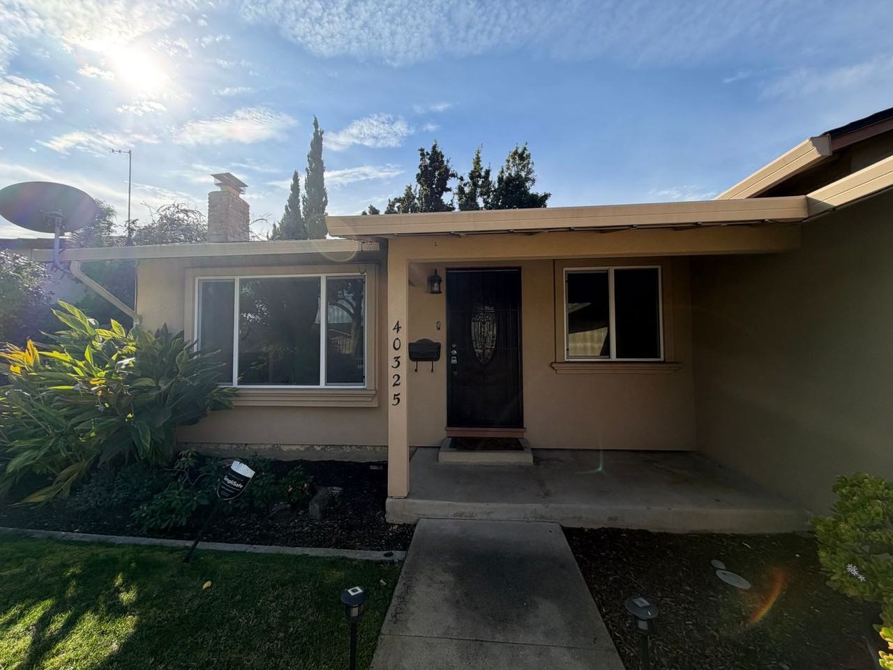 40325 Davis St - Photo 6 of 21