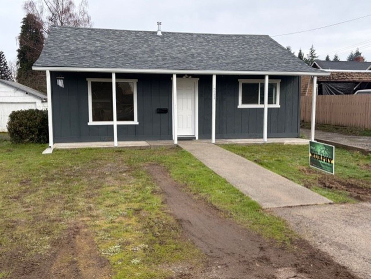 211 E Cherry St - Photo 6 of 13