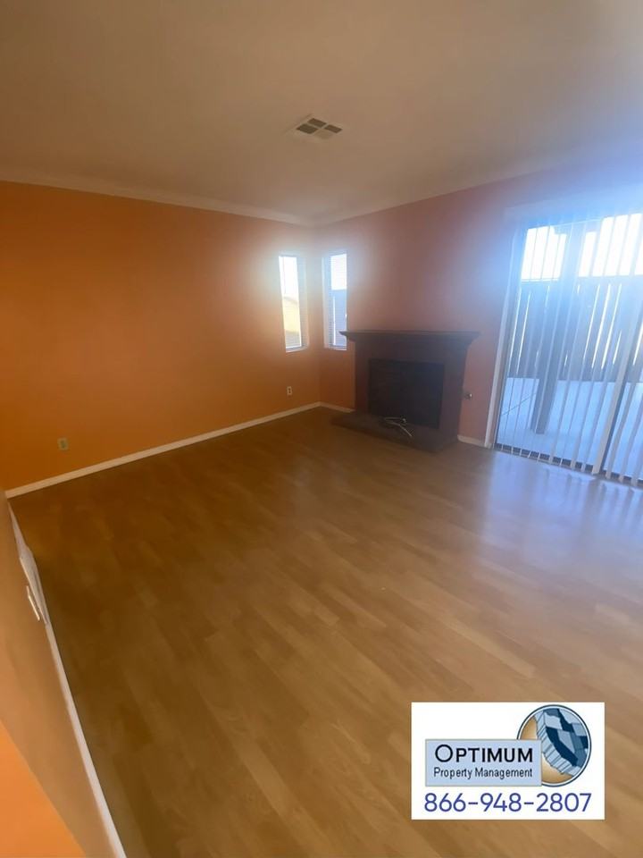 12284 Cobblestone Cir - Photo 4 of 31