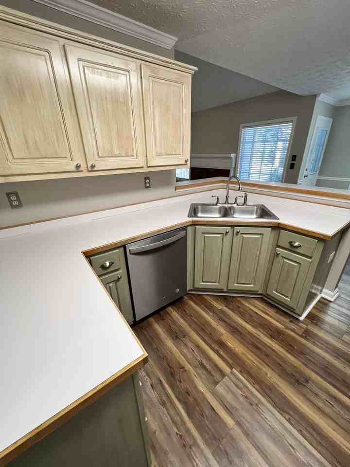 3313 Beech Hollow Ct - Photo 7 of 23