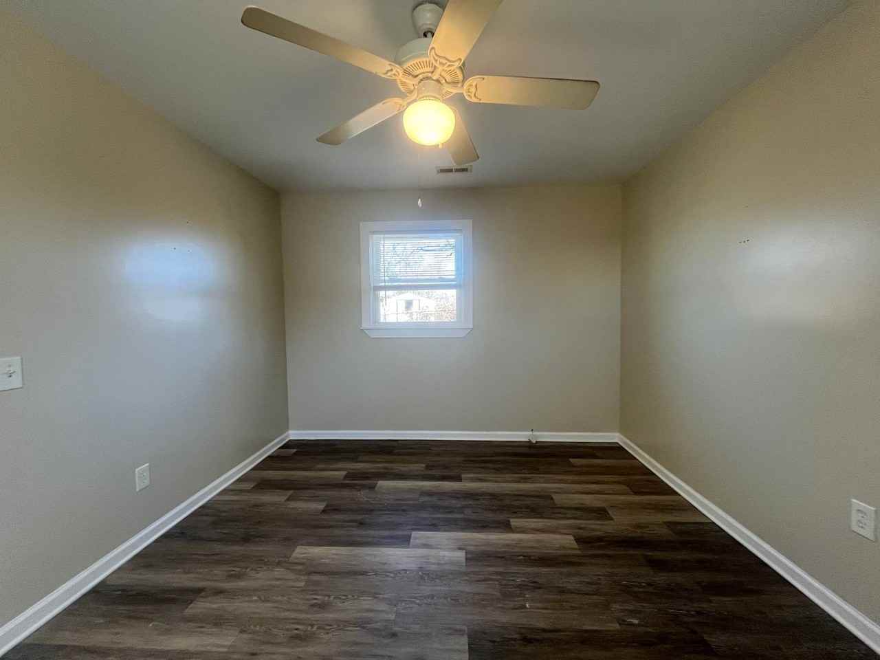 603 Blair St - Photo 7 of 10