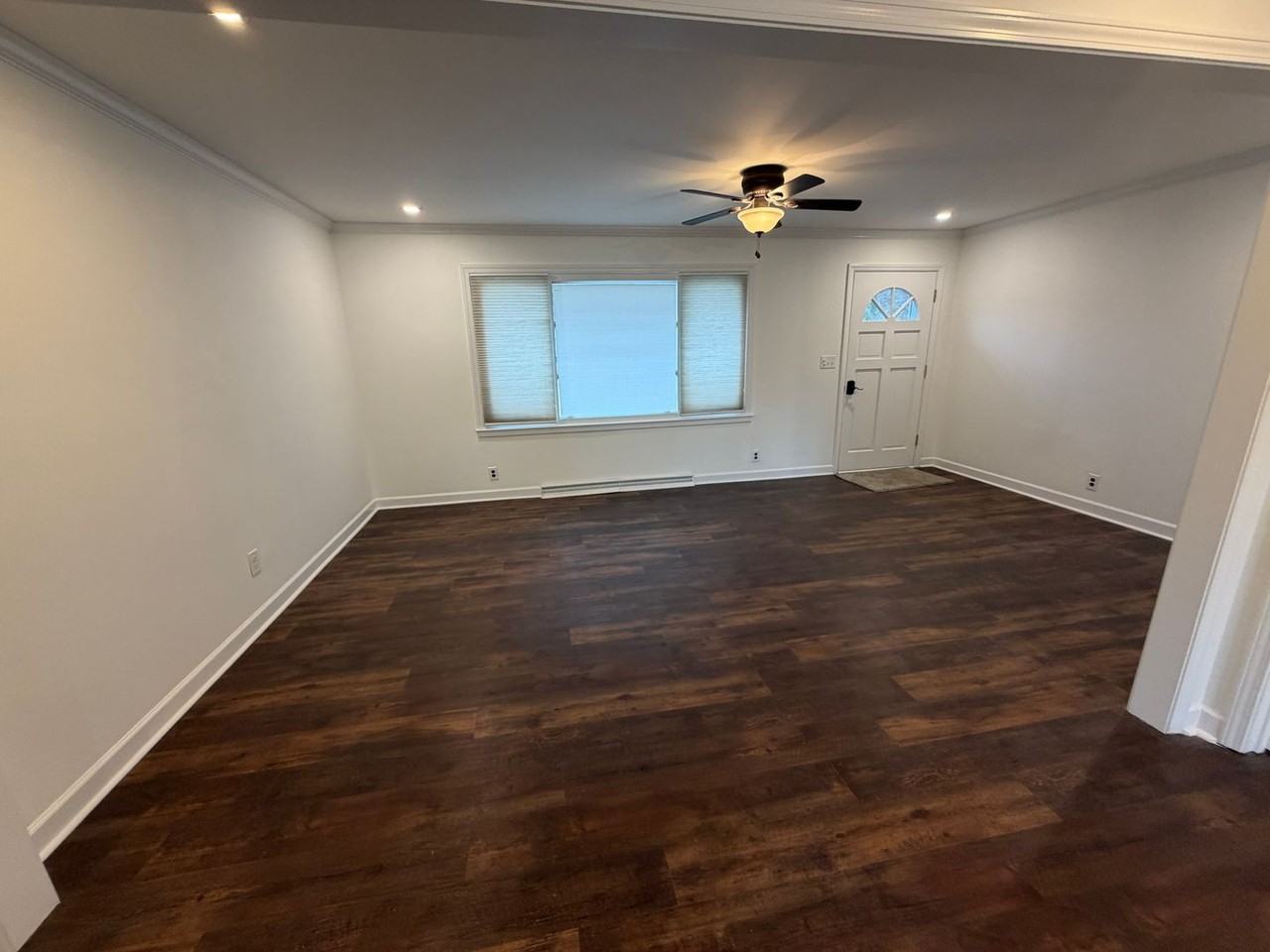 1812 Greentree Rd - Photo 3 of 33