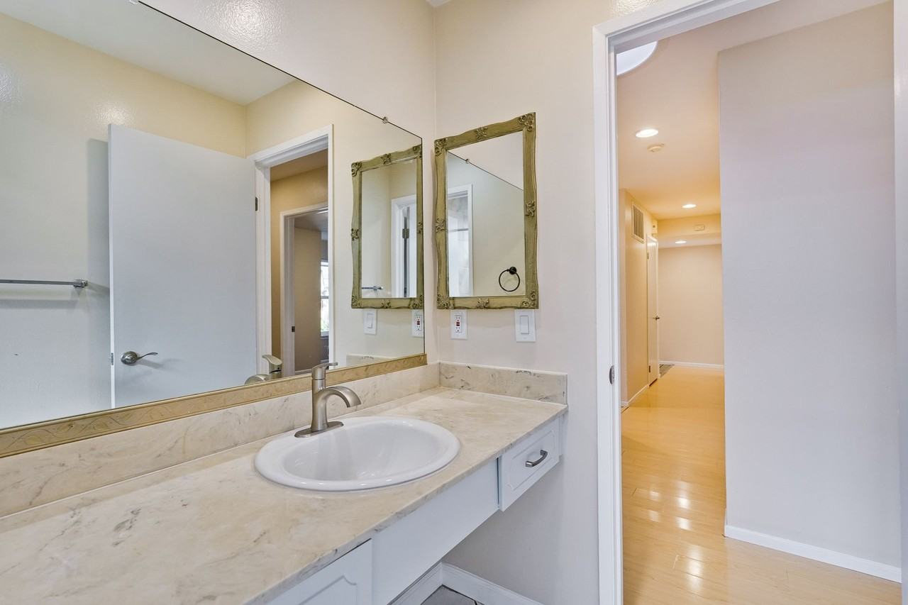 6186 Ellerbrook Way - Photo 7 of 50