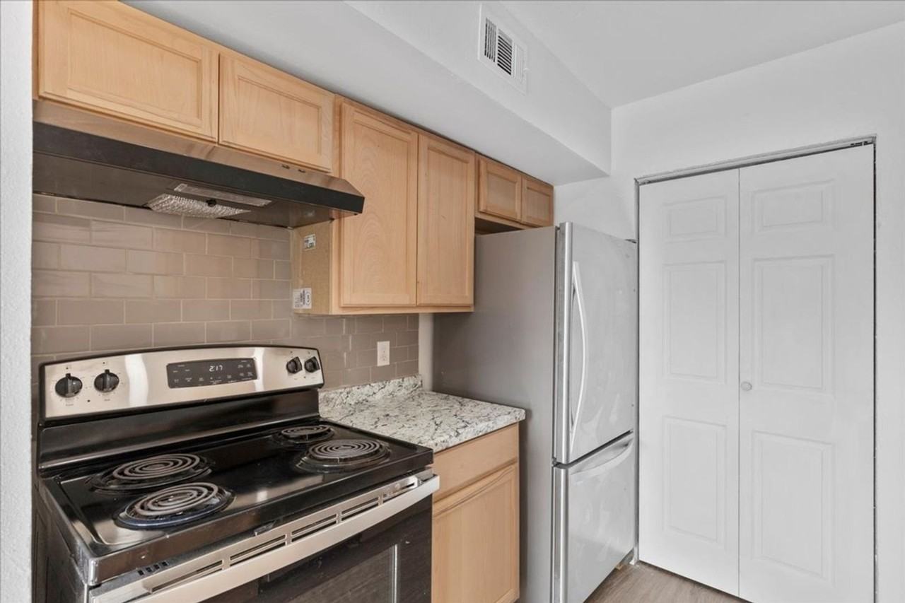 5220 Tahoe Trl - Photo 7 of 15